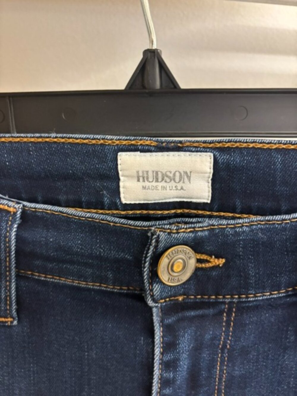 Hudson Dark Wash Skinny Jeans – Size 27